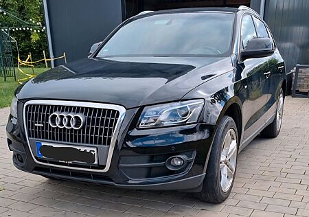 Audi Q5 2.0 TFSI S tronic quattro -