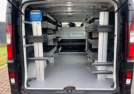 Renault Trafic Kasten L1H1 3,0t Komfort Sortimo+NAVI