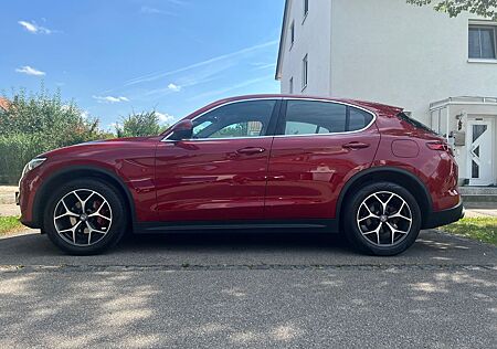 Alfa Romeo Stelvio 2.2 JTDM Super Q4 Allrad Automatik