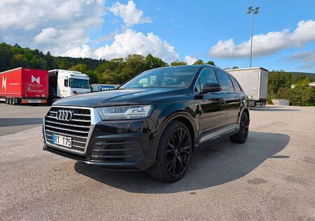 Audi Q7 3.0 TDI quattro tiptronic 272PS S-Line