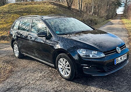 VW Golf Volkswagen 1.4 TSI 92kW BMT Comfortline Variant Co...