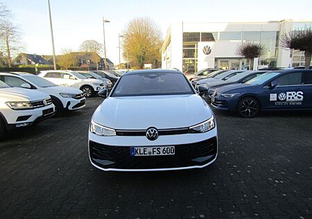 VW Passat Volkswagen R-Line 2.0 TDI DSG 4MOTION AHK NAVI PANO