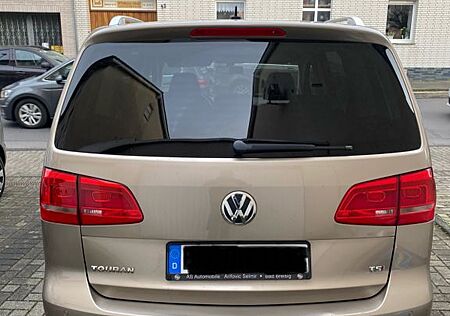 VW Touran Volkswagen 1.4 TSI MATCH