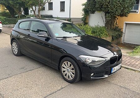 BMW 114i -