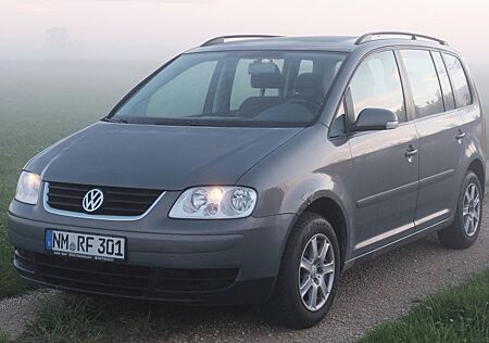 VW Touran Volkswagen 1.6