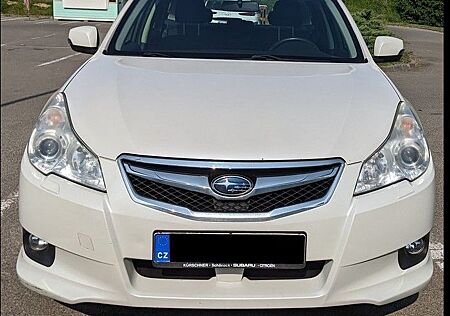 Subaru Legacy Kombi 2.5i Lineartronic
