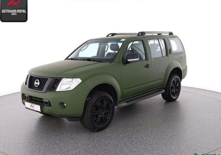 Nissan Pathfinder 2.5 dCi 4WD STANDHEIZ,EX-BUNDESWEHR