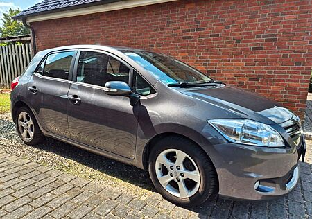 Toyota Auris 1,33-l-Dual-VVT-i Edition Edition