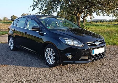 Ford Focus 1.6 EcoBoost VOLLAUSSTATTUNG