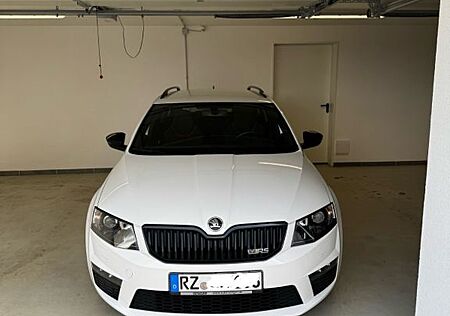 Skoda Octavia 2.0 TSI RS Combi RS