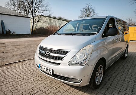 Hyundai H-1 Travel 2.5 CRDi - 8 Sitze - Van