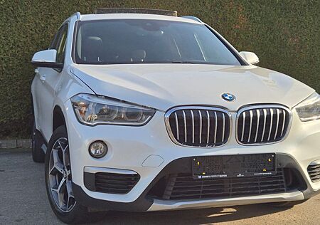 BMW X1 sDrive18i xLine Aut./PANO/LEDER/NAVI/LED/TOP!