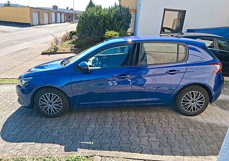 Peugeot 308 PureTech 130 Active Active