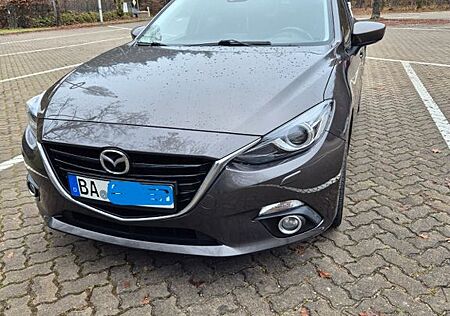 Mazda 3 2.0 SKYACTIV-G 120 Urban Limited Urban Limited