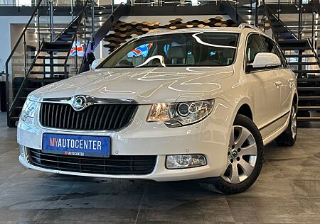 Skoda Superb Combi Elegance *1. Hand*Xenon*Klima*Navi*