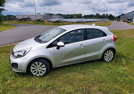 Kia Rio 1.4 Spirit Spirit