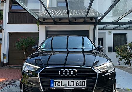 Audi A3 30 TDI S tronic Sportback -