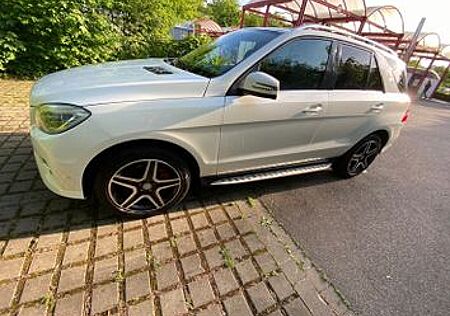 Mercedes-Benz ML 350 BlueTEC 4MATIC -