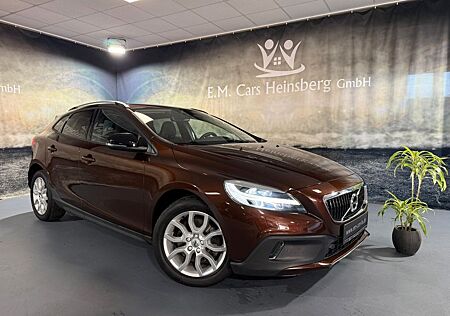 Volvo V40 CrossCountry Momentum Auto. NAVI LED R.KAM