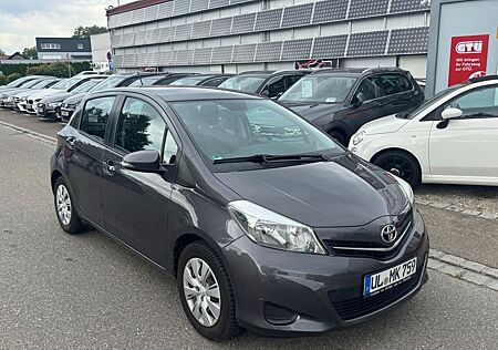 Toyota Yaris 1,0-l-Dual-VVT-iLife/AHK/Sitzheizung/Klima