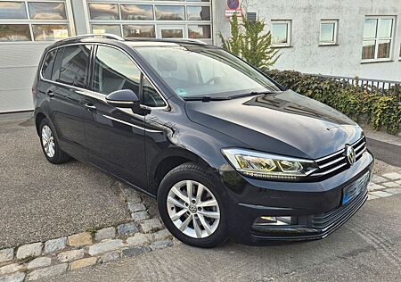 VW Touran Volkswagen 1.4 TSI DSG Comfortline, Pano,AHK,LED