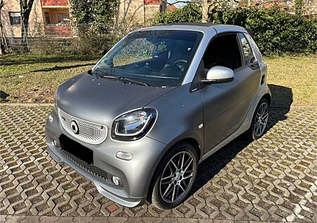 Smart ForTwo Cabrio BRABUS Xclusiv, 80KW , Leder, temp