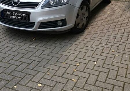 Opel Zafira 1.9 CDTI 88kW -
