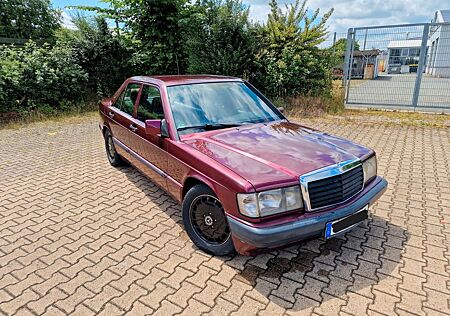 Mercedes-Benz 190