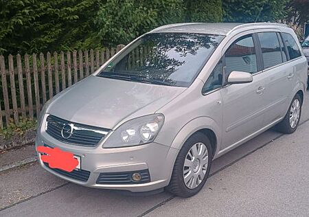 Opel Zafira 1.8 -
