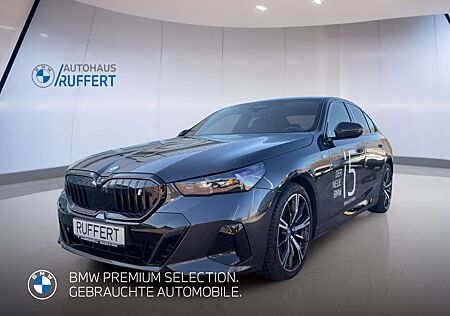 BMW i5 eDrive40 Limousine M Sportpaket HK HiFi DAB
