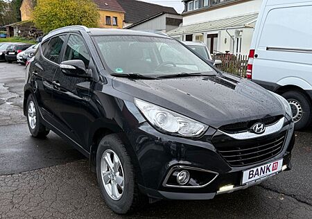 Hyundai ix35 Style 2WD Automatik- AHK- 2. Hand - TÜV NEU