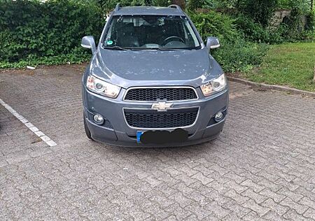 Chevrolet Captiva 2.4 LT 2WD 7-Sitzer LT Gas LPG 77L