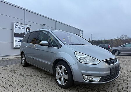 Ford Galaxy Titanium 2.0 TDCI Automatik 7-Sitzer Navi