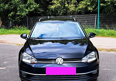 VW Golf Volkswagen 1.6 TDI Sound Variant Sound