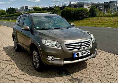 Toyota RAV 4 2,2l D 4x4 Executive Aut.,Leder,Navi,AHK