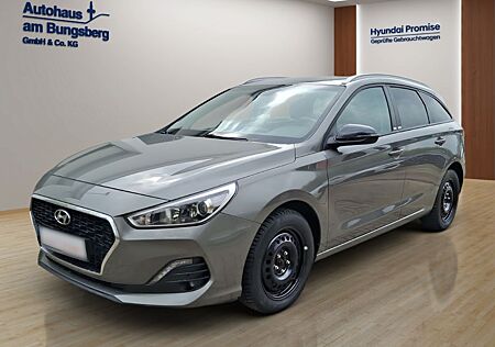 Hyundai i30 i30cw 1.4 YES! NAVI Rückfahrkamera Sitzheizung A