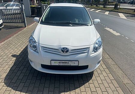 Toyota Auris Travel