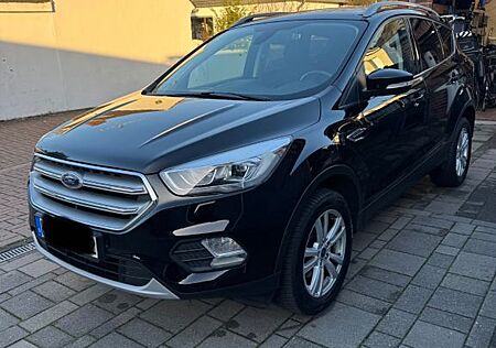 Ford Kuga 1,5 EcoBoost 110kW COOL & CONNECT,AHK,SH,