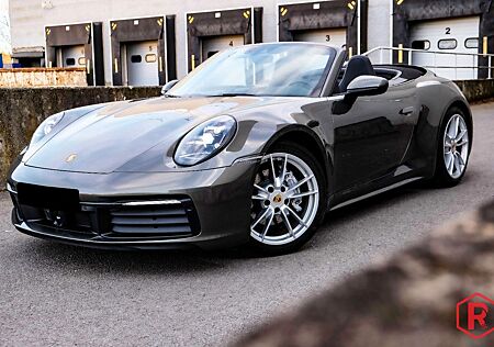 Porsche 992 Carrera 4 Cabriolet Sport Chrono PASM