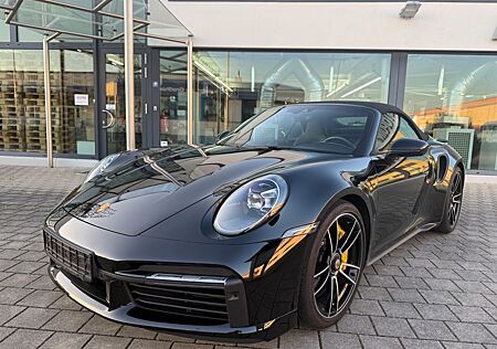 Porsche 992 gebraucht kaufen Porsche 992 Turbo S Cabrio Lift Burmester Sitzbelüftung