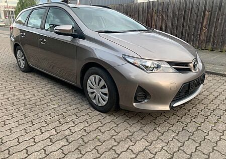 Toyota Auris 1,3 Liter, Klimatronik