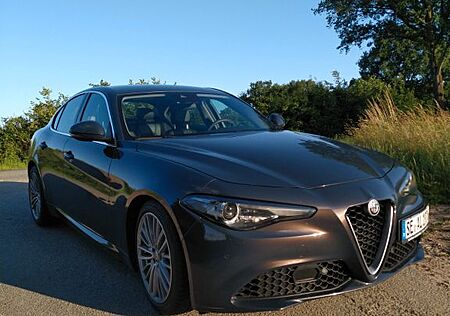 Alfa Romeo Giulia Super 2.2 Diesel 132 kW Super