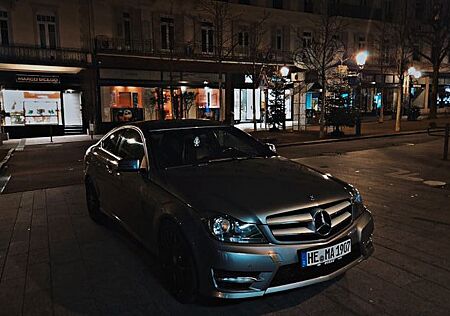 Mercedes-Benz C 180 Coupé - Amg line