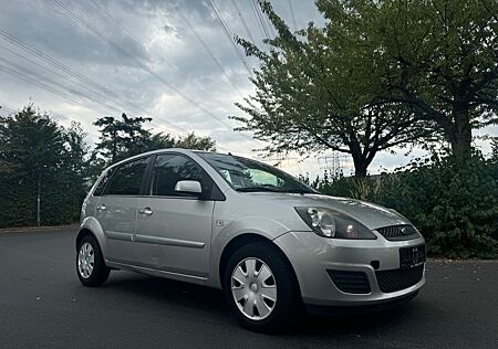 Ford Fiesta Style NUR 132TKM/KLIMA/TÜV NEU/TOP