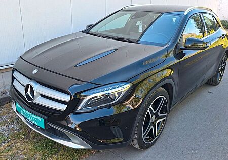 Mercedes-Benz GLA 200 CAM 19" AMG Elek. Heckkl. NAVI