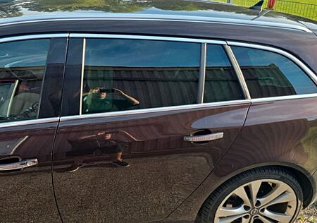 Opel Insignia Sports Tourer BiTurbo 2.0 CDTI Acti...