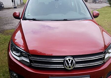 VW Tiguan Volkswagen 1.4 TSI 4MOTION LIFE LIFE