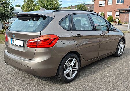 BMW 218i Active Tourer Automatik+Anhängerkupplung