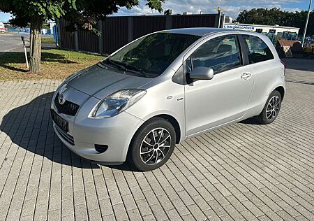 Toyota Yaris Sol