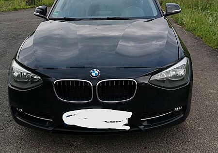 BMW 116i Sport Line Sport Line